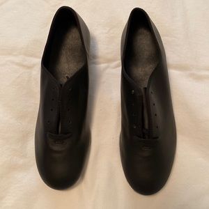 Capezio Women’s 7 Tap Shoes